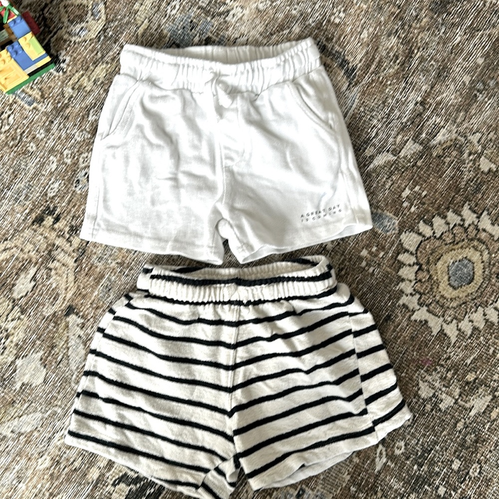 Zara toddler boys shorts bundle 3-4T (fits more like 3T)
